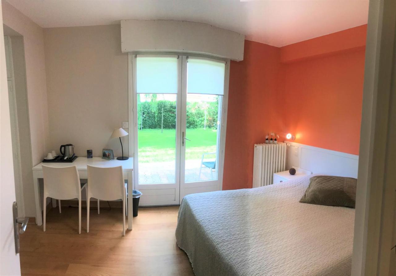 Le Clos Fleuri - Maison Vigier Maringues Εξωτερικό φωτογραφία