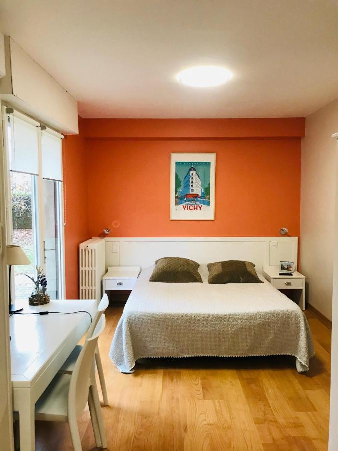 Le Clos Fleuri - Maison Vigier Maringues Εξωτερικό φωτογραφία
